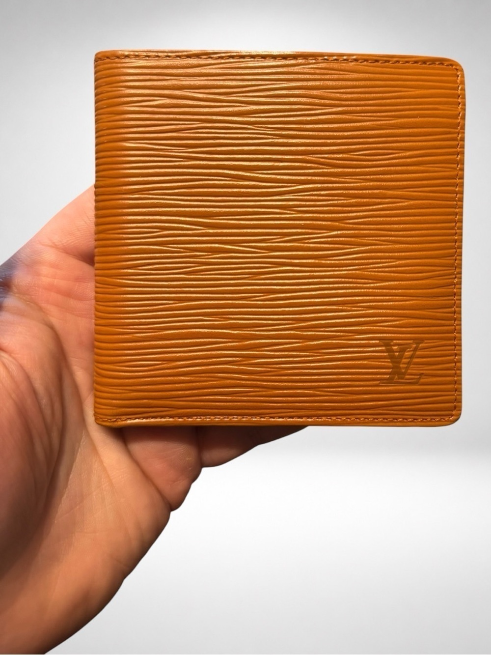 Louis Vuitton Authentic LV Epi Bifold Wallet Brown Leather Made in France - Picture 4 of 13